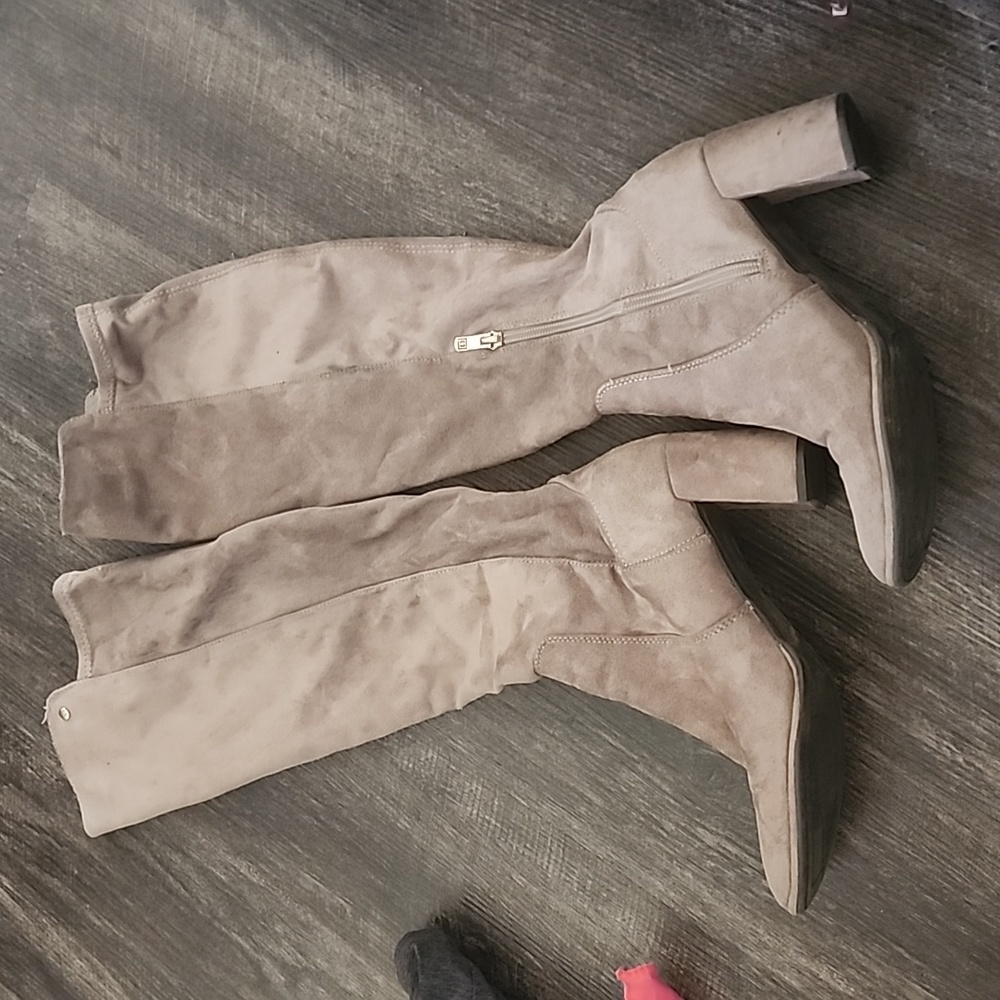 Liz Claiborne knee high boots